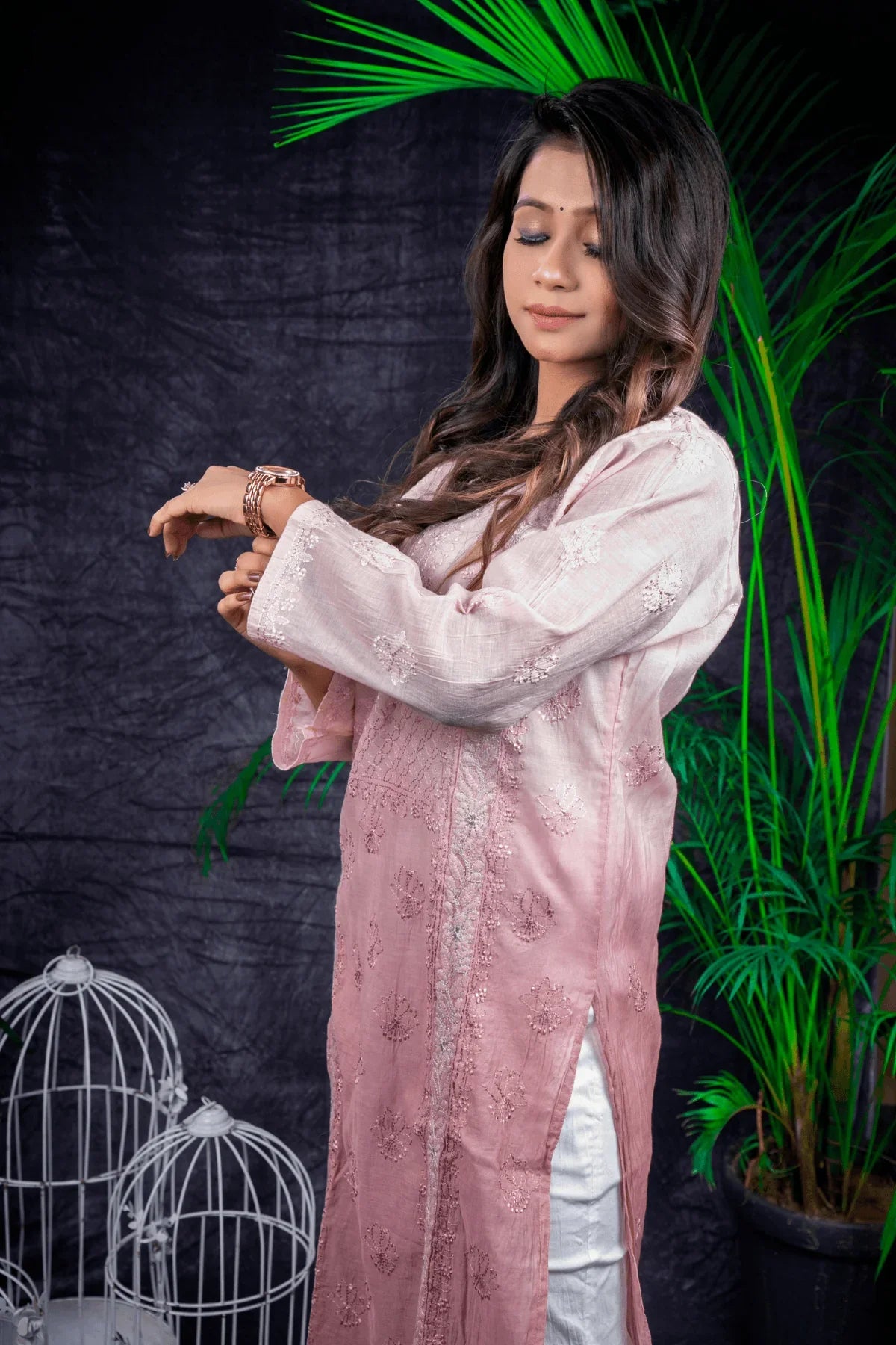 Dusty Pink Ambre Fine Lucknowi Embroidery Pure Mal Chanderi Long Kurti - Awadhkari